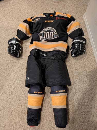 SENIOR MEDIUM full set of equipment