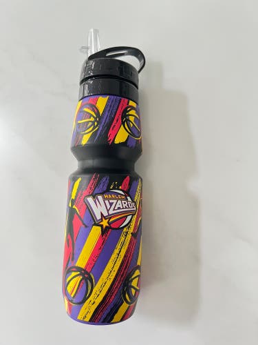 Harlem Wizards collapsible basketball 750ml water bottle silicon. straw 25oz