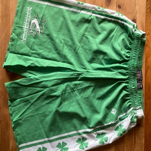 Green Large/Extra Large Men's  Shorts (New)