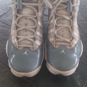 Kid's 5.5Y (Big Kids / Youth) Air Jordan Shoes (Used)