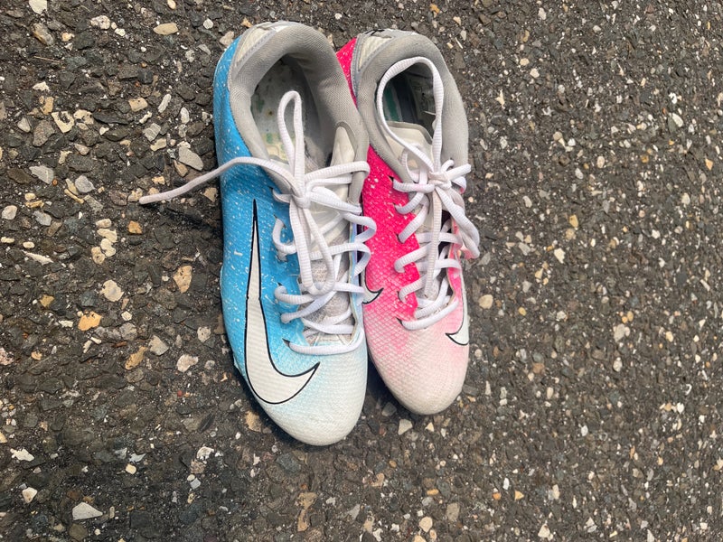 Men's Size M 10.5 (W 11.5) Adult Nike Low Top (Used)
