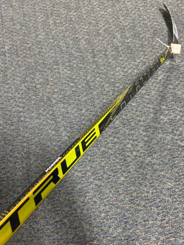 Intermediate True Catalyst 9X Hockey Stick Right Handed (Used)