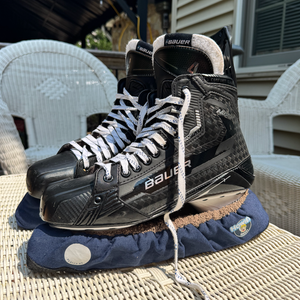2024 Bauer Supreme Mach Hockey Skates Regular Width Pro Stock 10 (New)