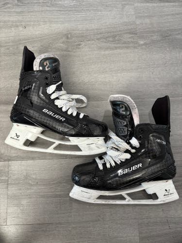 Bauer Supreme Mach Hockey Skates Regular Width Pro Stock BURRINFOT 10.5 (Used)