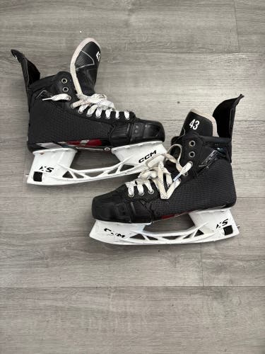 CCM JetSpeed FT6 Pro Hockey Skates Pro Stock Leonard 9 (Used)