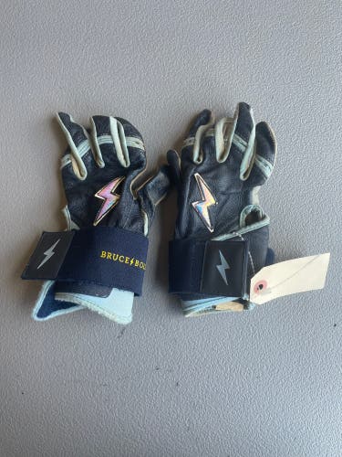 Blue Medium Bruce Bolt Batting Gloves (Used)