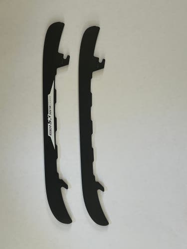 CCM XS1 Black 238 mm (New)
