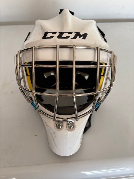Youth 2022 CCM Axis 1.5 Goalie Mask (Used)