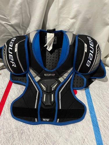 Junior Medium Bauer MS-1 Shoulder Pads (Used)
