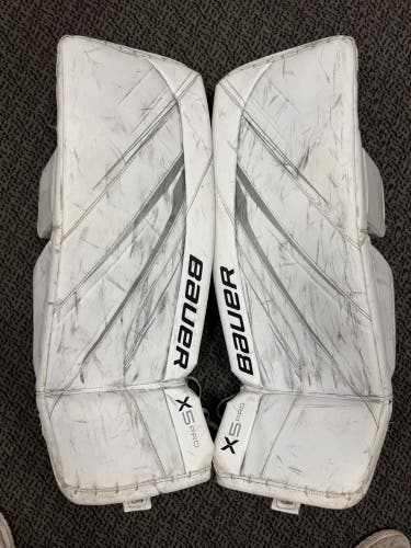 Used Bauer Vapor X5 Pro Senior Medium (34”+) Goal leg Pads