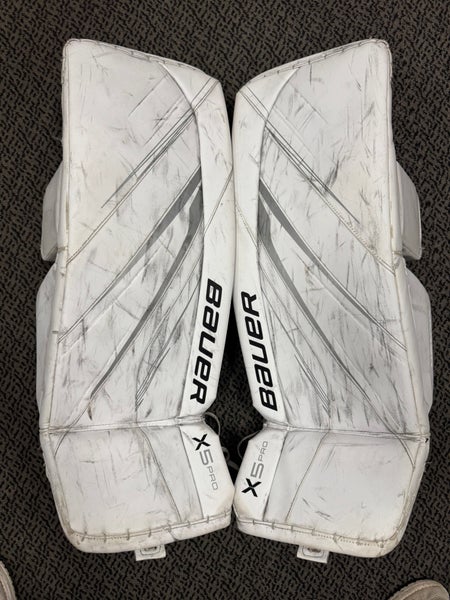 Used Bauer Vapor X5 Pro Senior Medium (34”+) Goal leg Pads