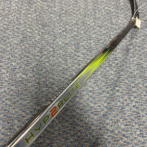 Intermediate Bauer Vapor Hyperlite 2 Hockey Stick Right Handed P92 (Used)