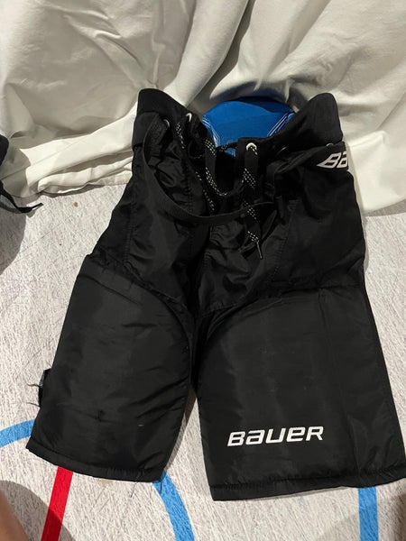 Medium Junior Bauer MS-1 Hockey Pants (Used)