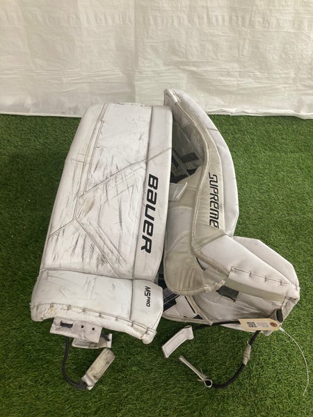 White Large 32+ Intermediate Bauer Supreme M5 Pro Goalie Leg Pads (Used)