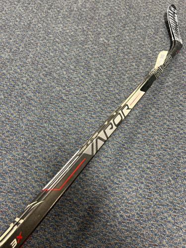 Intermediate Bauer Vapor 3X LH Hockey Stick | 2 Pack