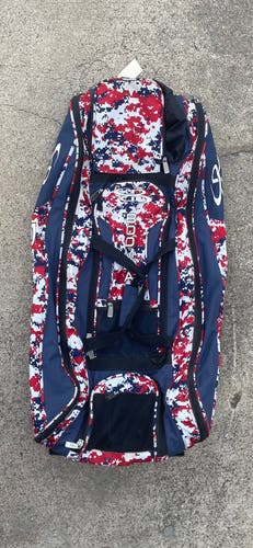 Blue Boombah Beast Rolling Bat Bag (Used)