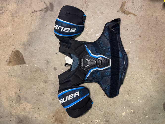 XL Senior Bauer X Shoulder Pads (Used)