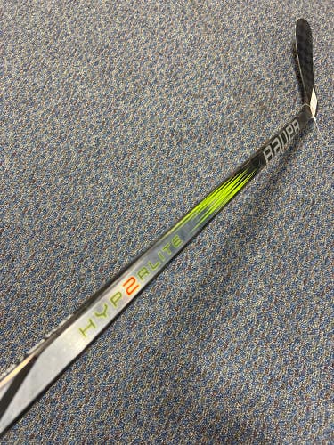 Junior Bauer Hyperlite 2 Hockey Stick Left Hand P92 (Used)