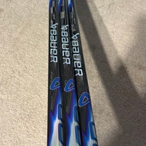 Senior Bauer Vapor FlyLite Right Handed Hockey Stick P92  (New)