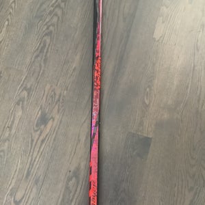 Intermediate Bauer Twitch Left Hand Hockey Stick P28 (Used)