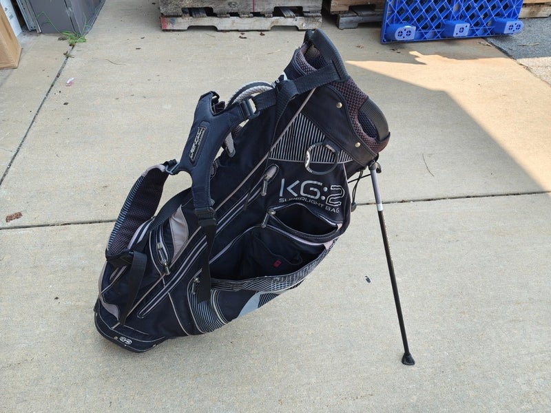 Sun Mountain KG.2 4 Divider Dual Strap Golf Stand Bag Black/White