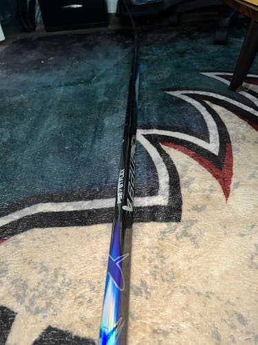Senior Bauer Vapor FlyLite Right Handed Hockey Stick P92  (New)