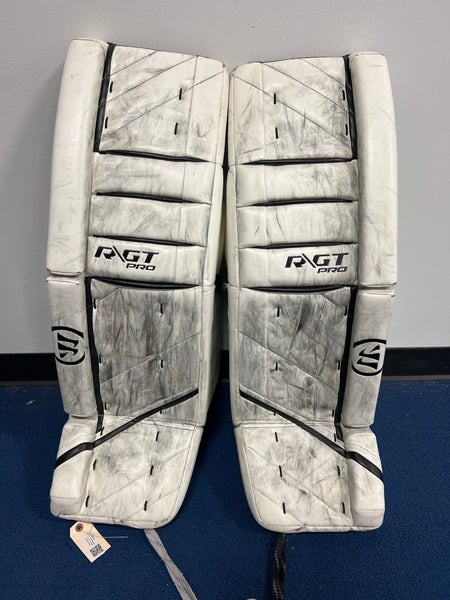 35" Senior Warrior Ritual GT Pro Goalie Leg Pads (Used)