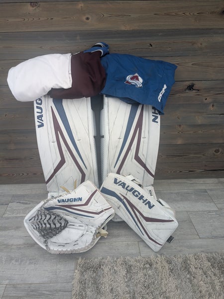33" Vaughn SLR3 Pro Carbon Francouz Full Right Goalie Set