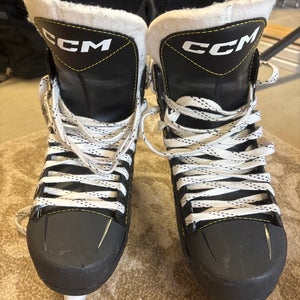 CCM Tacks AS-550 Hockey Skates  Size 8 (Used)