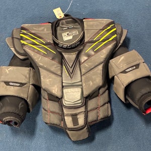 Senior Small Bauer Hyperlite Goalie Chest Protector (Used)