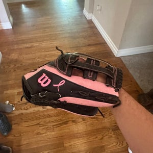 2013 Wilson RH Outfield A2000 Baseball Glove 12.75" (Used)