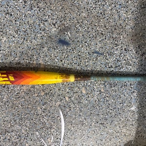 Easton Hype Fire Composite USSSA Certified Bat (-5) 27 oz 32" (Used)