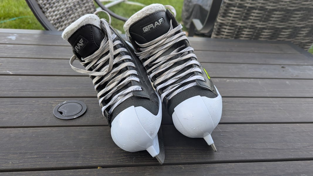 Goalie Graf Supra G4500 Hockey Skates Regular Width 5 (Used)