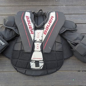 Medium 2008 Bauer Performance Goalie Chest Protector (Used)