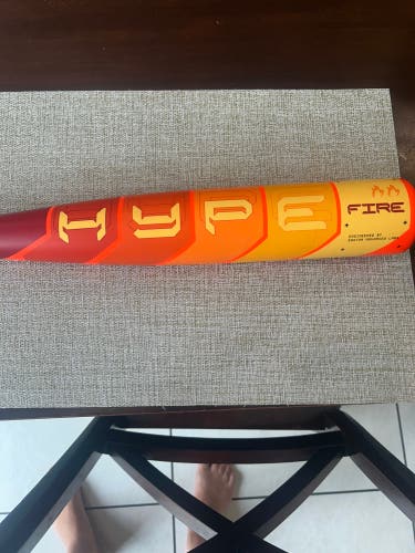 2025 Easton Hype Fire Composite USSSA Certified Bat (-10) 20 oz 30" (Used)