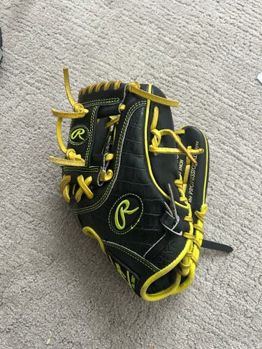 2024 Rawlings RH Infield Heart of the Hide Baseball Glove 11.5"