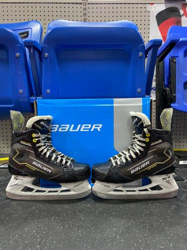 Used Bauer Supreme Ignite Pro Size 8.5 D Skates
