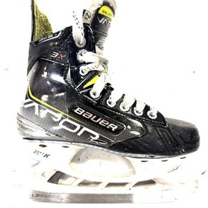 Used Bauer 3X Junior Hockey Skate Junior 02.5 11860-S000295589