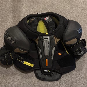 Senior Small / Medium CCM AS-V Shoulder Pads  (Used)