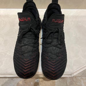 Men's Size M 11.0 (W 12.0) Nike lebron 18 Shoes (Used)