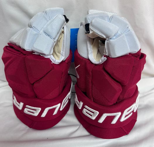 Detroit Red Wings Stadium Series Bauer Vapor Hyperlite Gloves 15" Pro Stock (New)