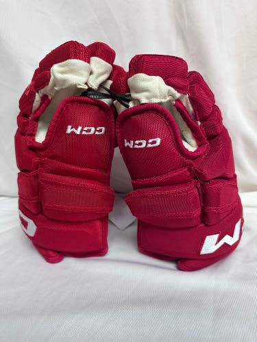 Detroit Red Wings Tarasenko CCM HG90PR Gloves 14" Pro Stock (Used)