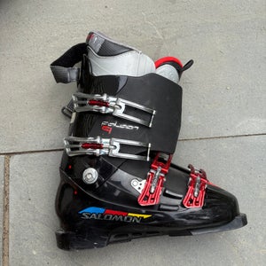 Men's Salomon Ski Boots (Used)