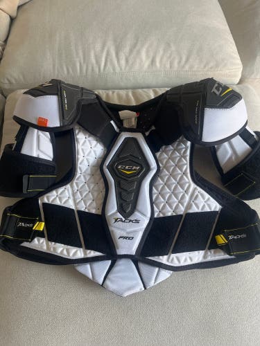 Large CCM TACKS Pro Shoulder Pads SPTK2 Pro Stock