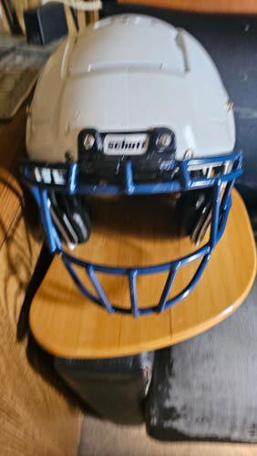 Large Adult Schutt F7 VTD Helmet (Used)