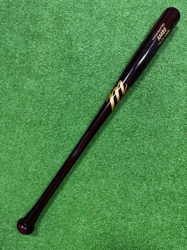 2022 Marucci AM22 Maple Bat (-5) 30" (Used)