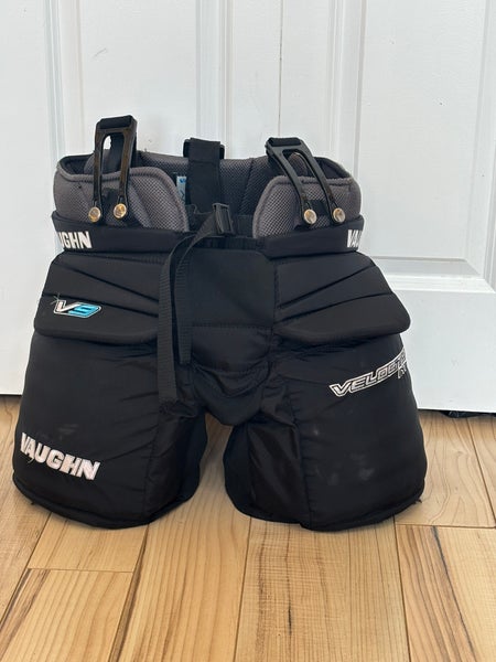 Intermediate Large Vaughn V9 Pro Goalie Pants (Used)
