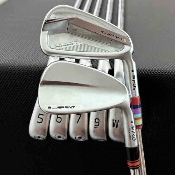 PING BLUEPRINT S/T COMBO IRON SET 4-W BLACK/BLUE DOT +1/2"