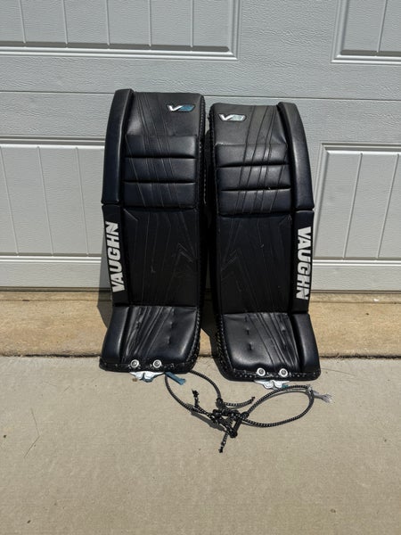 Vaughn V9 Int 30+2 Leg Pads