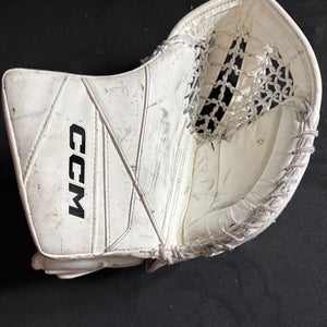 Junior 2024 CCM Axis 2.5 Regular (Used)